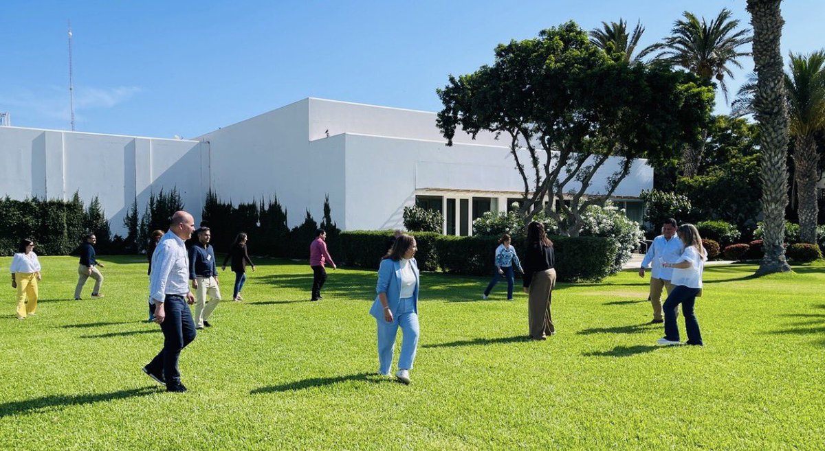 🦋 HACIA ORGANIZACIONES MÁS CONSCIENTES Y SABIAS.

Aquí encontrarás algunas ideas y actividades para ello, el caso con nuestro cliente DHL y mucho más:

essentialinstitute.activehosted.com/social/d6baf65…

Essentialinstitute.org
"DONDE LA ESENCIA ENCUENTRA MÉTODO"