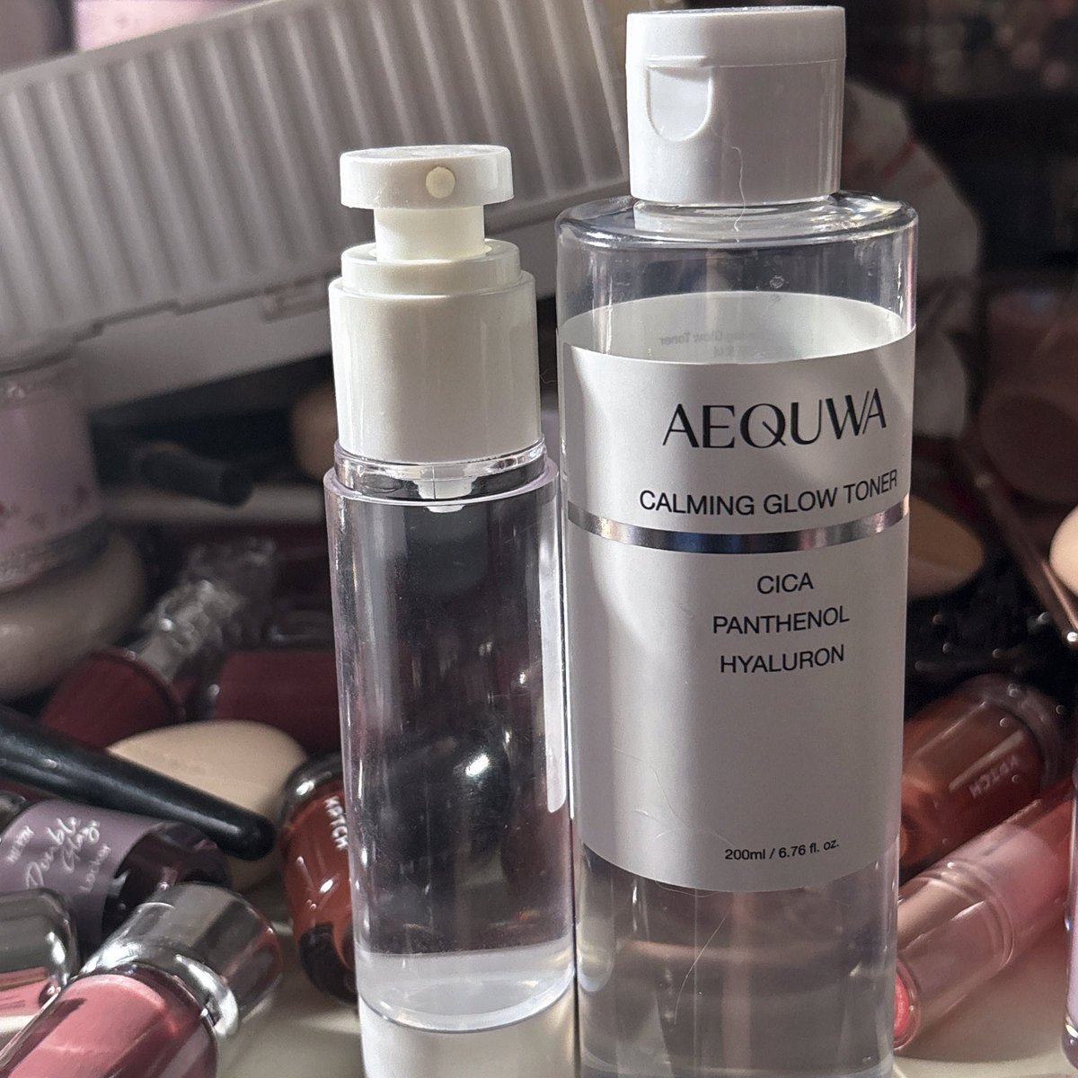 에쿠와 토너(#제품제공) 있는 분들은 부디제발꼭 부탁드리니 안개분사 공병에 꼭꼭 사용해보세요!!!!

완전 자석처럼 얼굴에 챱 붙는데 끈적임 없고 그냥 그 상태로 유지돼요..♡