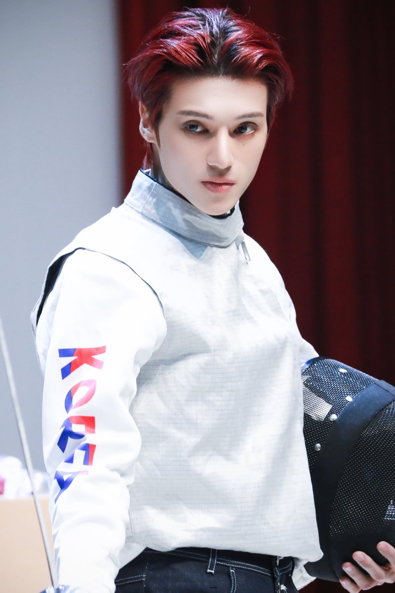 260206 

우산 모아서..☂️

#에이티즈 #최산 #우영 #wooyoung #우산 #ateez #choisan #san <a href="/ATEEZofficial/">ATEEZ(에이티즈)</a>