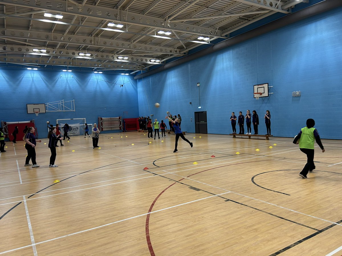 Newland School for Girls tweet media