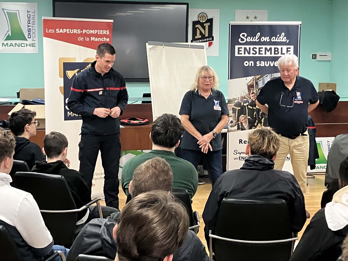 Sapeurs-Pompiers 50 tweet media