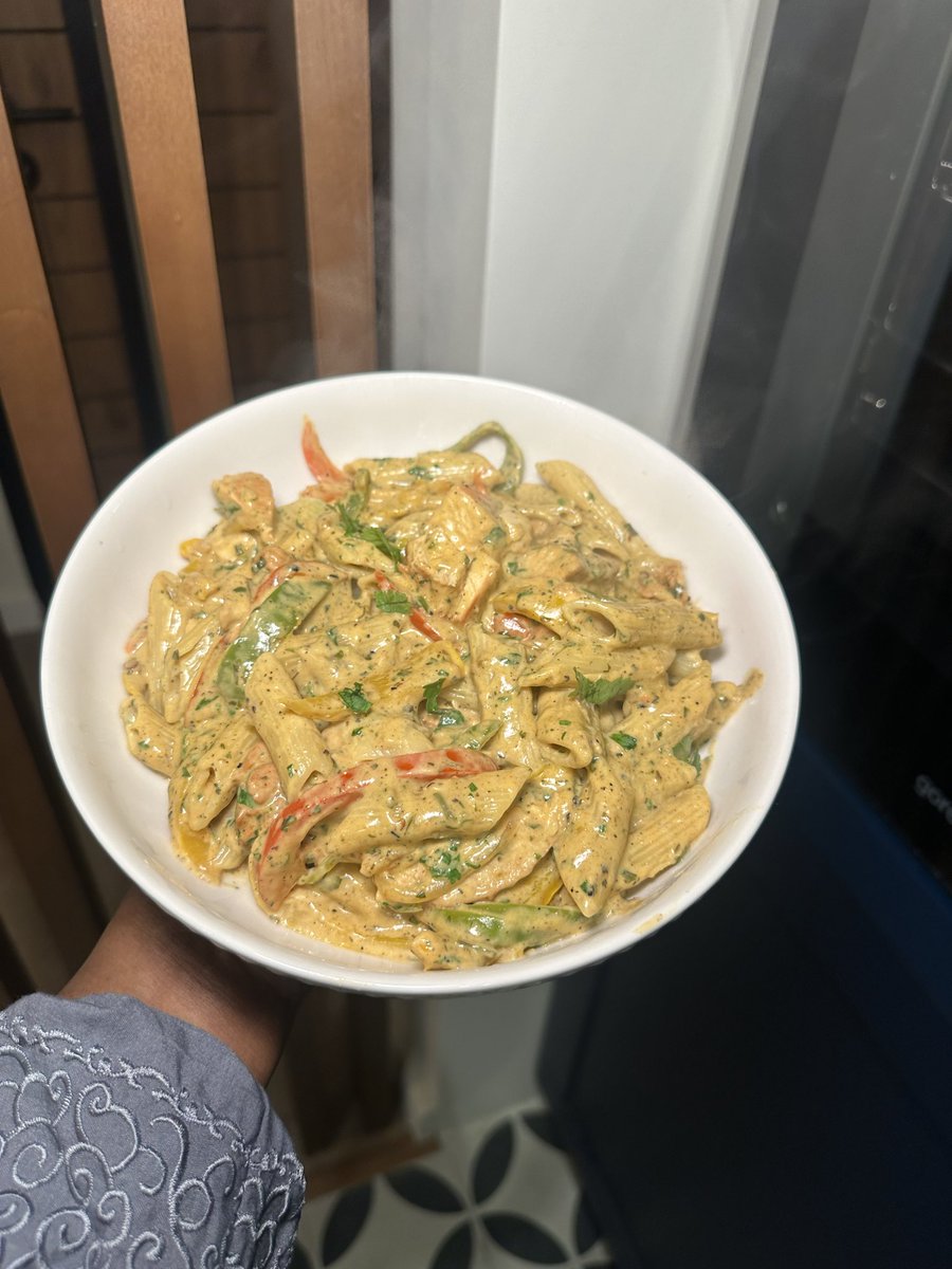 zaecamara's tweet photo. POV: you get my digital cookbook for $5 &amp; your dinners look like this now. https://t.co/pkYBppDEMw
