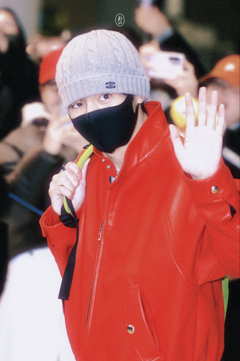 visionoflove_95's tweet photo. 260209
#태형 #KimTaehyung #TAEHYUNG #BTSV #BTS #V #뷔 https://t.co/OCxWQjCcQm