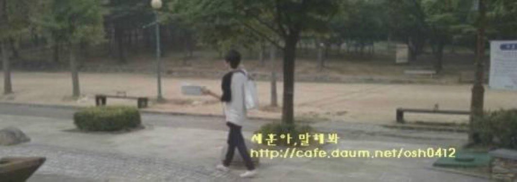 Predebut Sehun sneaking in kimbap for f(x) 😭