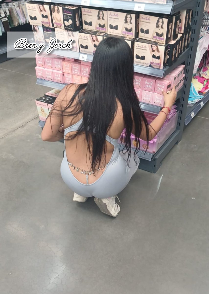 Se me salía poquito la tanga 
Me gusta hacer exhibit...

Todas las fotos en telegram 
📩🎟️🧚🏽‍♀️