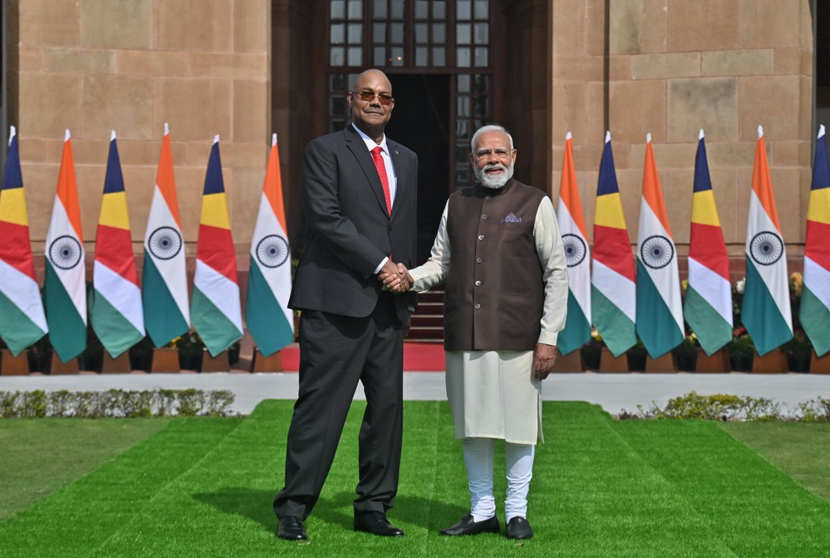 narendramodi's tweet image. Had a productive meeting with President Patrick Herminie of Seychelles earlier today. His visit comes at a time when Seychelles is celebrating the 50th year of its Independence and the 50th anniversary of India-Seychelles relations. Our nations are connected by history and a…