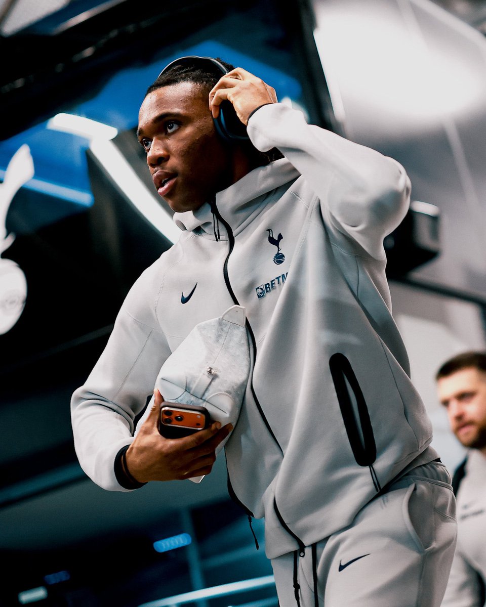 Spurs Army tweet media