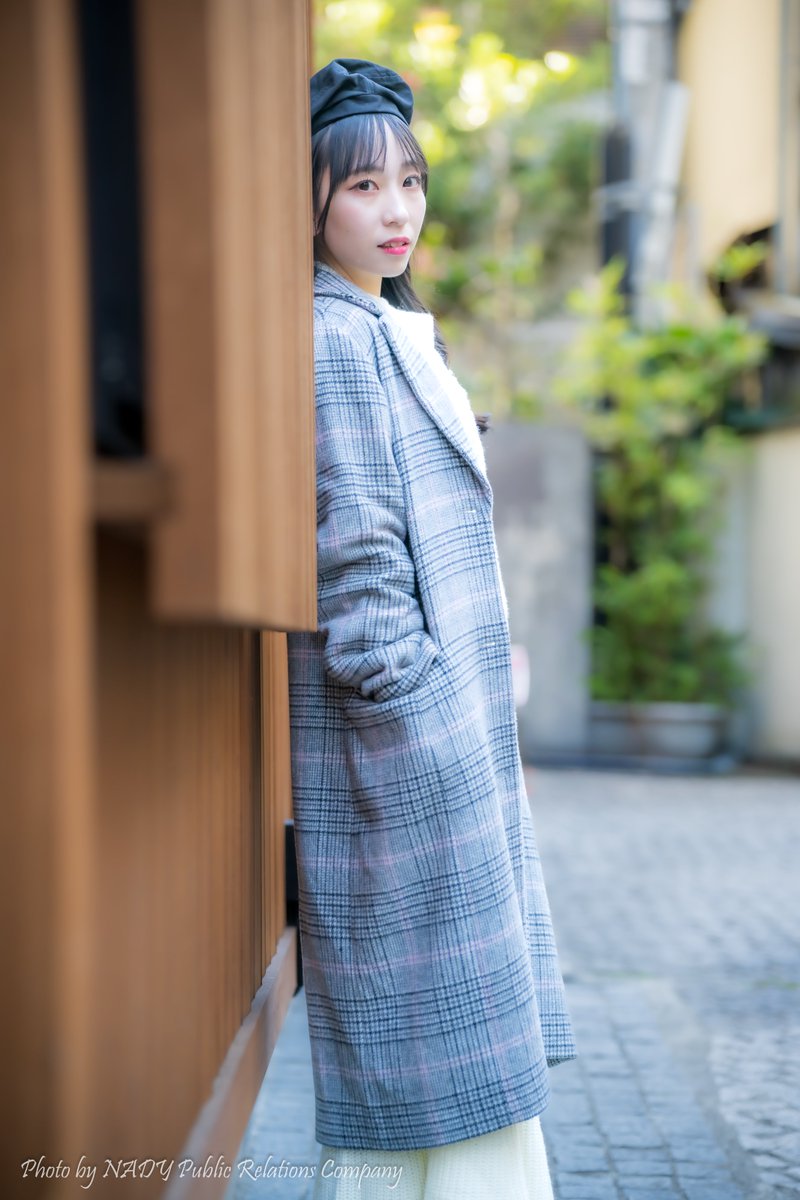 A soft gaze in the winter light.

#いちか　
<a href="/eins_ichikaa/">いちか( eins撮影会 )</a> 
#Eins撮影会
<a href="/Einsphoto/">Eins(アインス)モデル募集中♡</a>