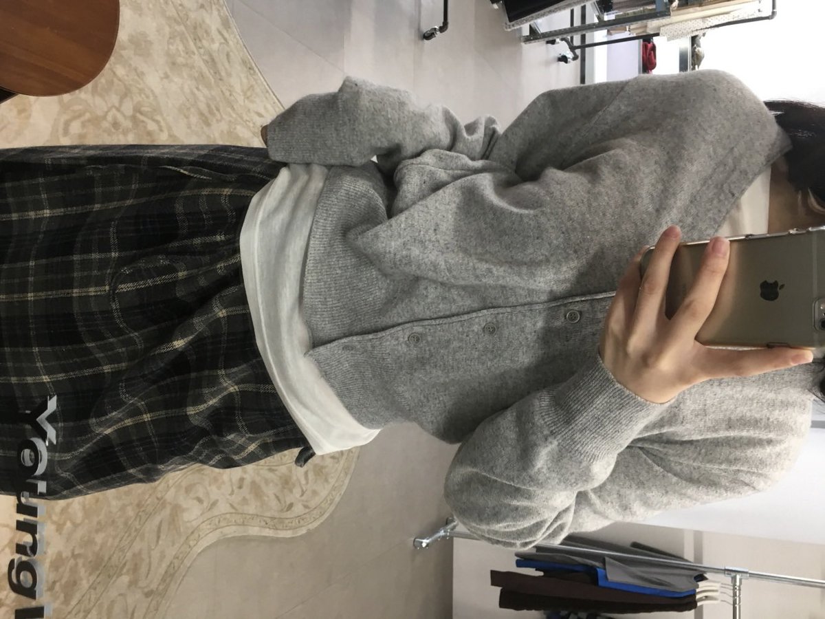 chn0vi's tweet photo. 🐶 개강룩 미리 보기 💥🛒 [ ➊ 탄 - 상의편]
2월부터 준비하면 3월 개강하고 너무 행복해요 ,,, 

** 코디도 꼭 참고해서 다양하게 입기 !!

(마케팅 활동 일환으로 일정 금액 지급 받습니다) https://t.co/vYps3gLRF8