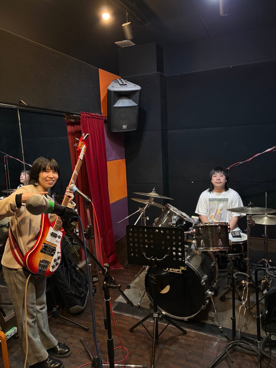 hitokui_chau2s's tweet image. チャウチャウズ15日の企画に向けてスタ練しました！
ライブ来てくださーい！
よろしくお願いしますʕ•ᴥ•ʔ！

「獢々天国の乱 氷河期そしてマンモスのお肉の巻」
2月15日（日）鶯谷ワッツアップ
オープン18:30
スタート19:00
チケット代1500円

人喰いチャウチャウズ
ブラウン管
ダムダム団
Sissylamp