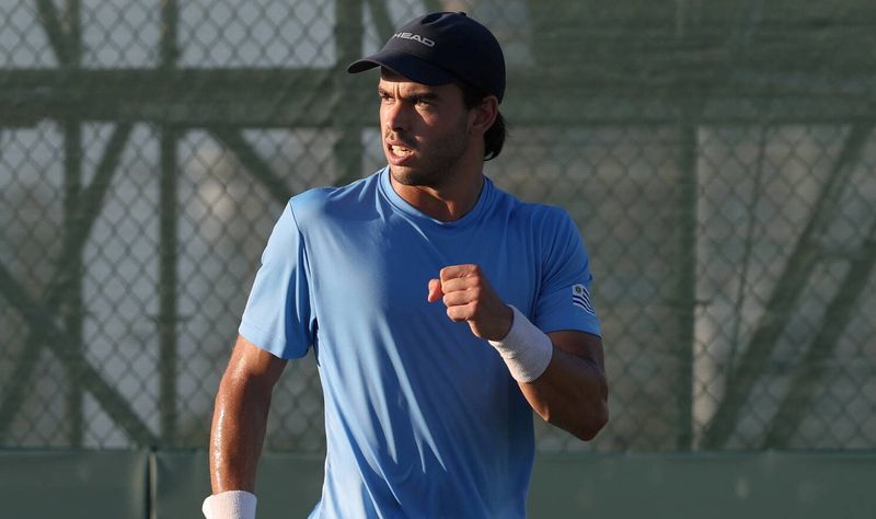 SoyRecuersson's tweet photo. Semana más que positiva para el tenis uruguayo.
 Franco Roncadelli selló el 3-1 ante Jamaica en #CopaDavis serie donde ganó sus 3 partidos. 
Joaco Aguilar compitió muy bien contra el 1 de ellos en cancha rápida.
Carou campeón en dobles en el CH de Rosario. Llega al puesto 184° https://t.co/B3oewSfAoL