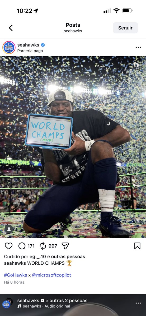 toda vez que tem um campeonato nos estados unidos eles metem dessa de “WORLD CHAMPS” kkkkkk que world meu filho, vocês tã competindo com vocês mesmo o world não tá nem sabendo