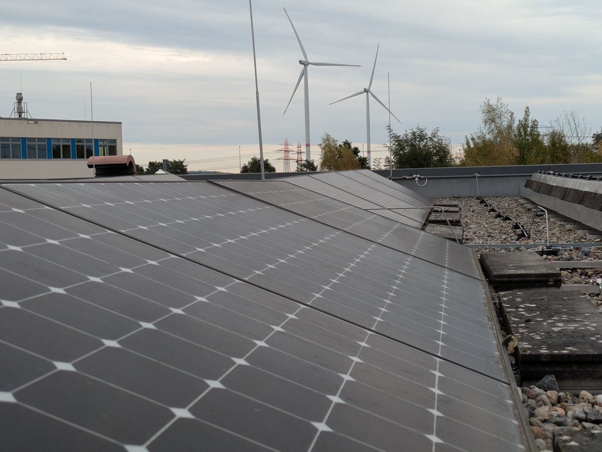 Clean Energy Wire tweet media