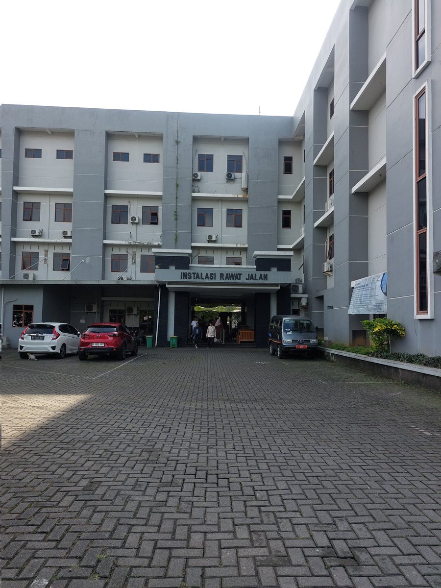 NGPO_'s tweet photo. Setelah ribuan purnama..
Berani lagi pergi sendiri pp bdg - tsk yg biasanya kmna² wajib dikawal bojo, tapi sengaja niat brgkt sendiri soalnya biar fokus sama urusan..
Rasanya kek berangkat kerja aja pergi abis subuh, magrib udah di rumah lagi, kebayang klo bojo nyetir kasian cape https://t.co/hGKpd7ZxsY