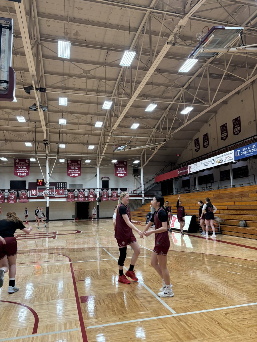 Hamline WBB tweet media
