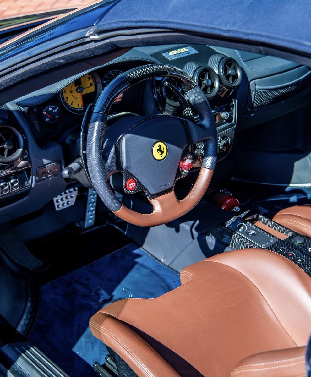 FlawlessSpec's tweet photo. Blu Pozzi Ferrari Scuderia Spider 16M https://t.co/aVMZ5jSRxf