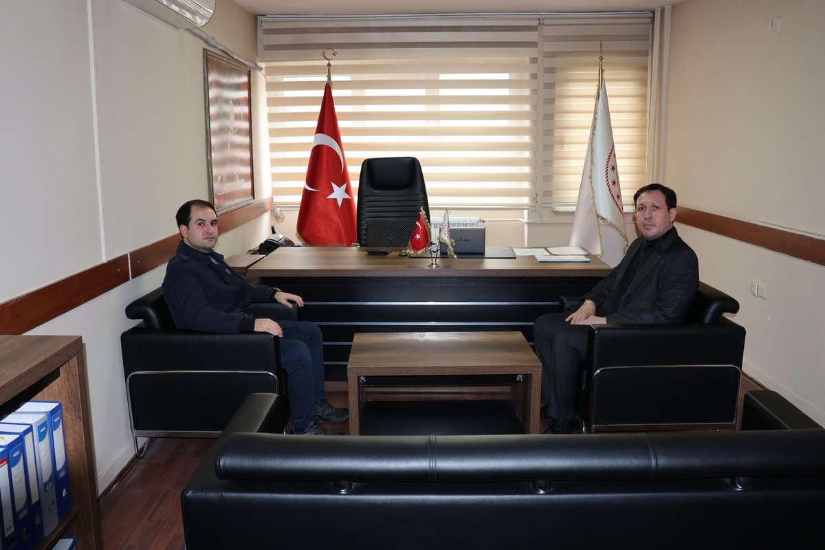 Kaymakamımız Sayın Ferdi AKGÜN, ilçemize yeni atanan İlçe Tarım Müdürü Hasan YILMAZ ile İlçe Vergi Dairesi Müdürü Özgür KAPUKAYA’yı makamlarında ziyaret etti. Ziyarette, yeni görevlerinin hayırlı olması temennisinde bulunarak kendilerine başarılar diledi.