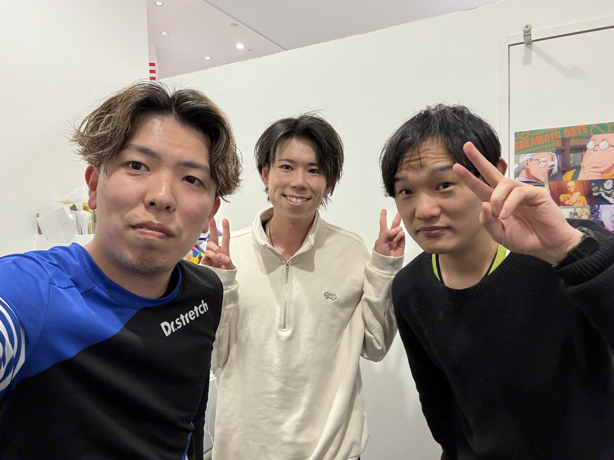 www95279527's tweet photo. 先日はせんちゅうパル店の山本店長が足を運んでアリオ鳳に臨店してくださりました😭

もう人間性が圧巻でした💫
行動で信頼を積み重ねる人🏃‍➡️
気配り心配りの天才で、どこまでも謙虚🚶

だから、山本店長に人が集まるんだと刺激をもらいました🔥

次は練習しましょう💪

#関西トップを狙ううっちー https://t.co/nprGHtjptq