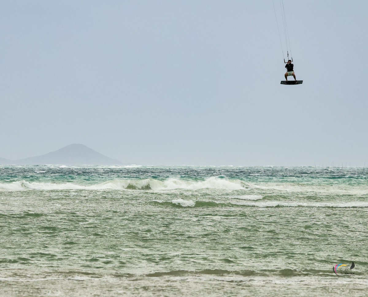 Amihan Kite Windsurf Cafe tweet media