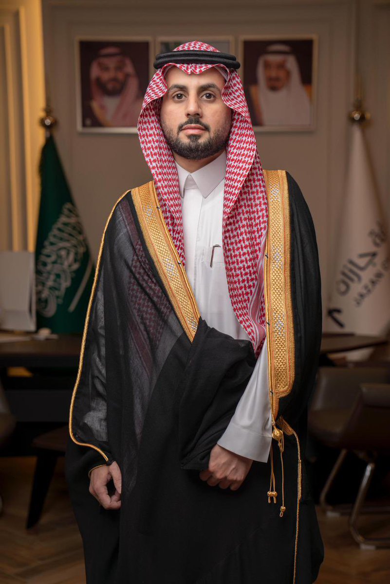 مجلس إدارة #غرفة_جازان يختار الأستاذ حامد بن جمعان مزهر الحمراني رئيساً لها للدورة الحادية عشر ولمدة أربع سنوات قادمة ..
وبهذه المناسبة تتقدم شركة المنجوف للمقاولات بخالص التهاني والتبريكات سائلين الله عز وجل له مزيداً من التوفيق والسداد لخدمة الوطن والمنطقة .. 
#جازان
