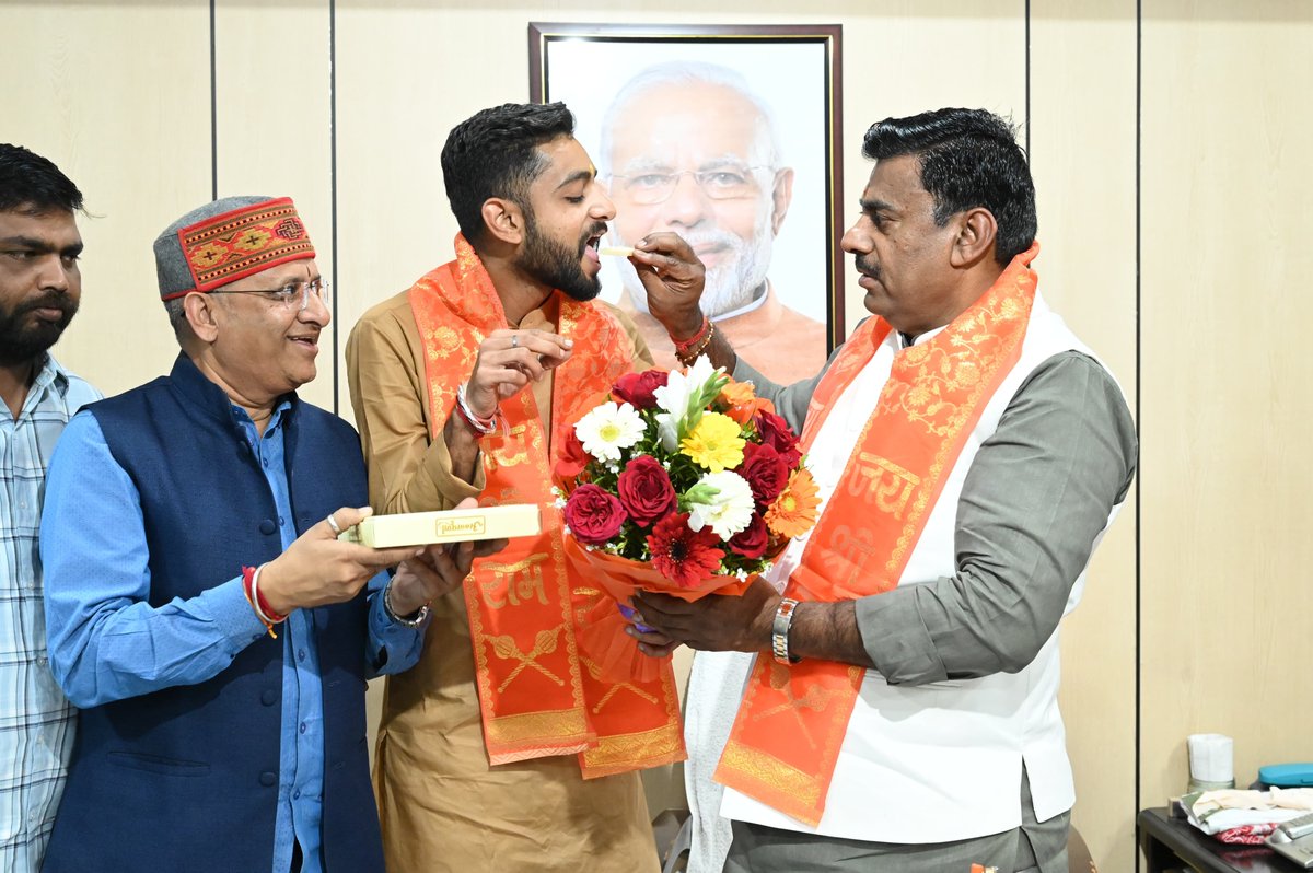 rameshwar4111's tweet photo. युवा भाजपा नेता प्रिय अनुज आर्यन कटारे को जन्मदिन की बधाई एवं शुभकामनाएँ।

@AryanKatare11 https://t.co/jPN8Df0ce3