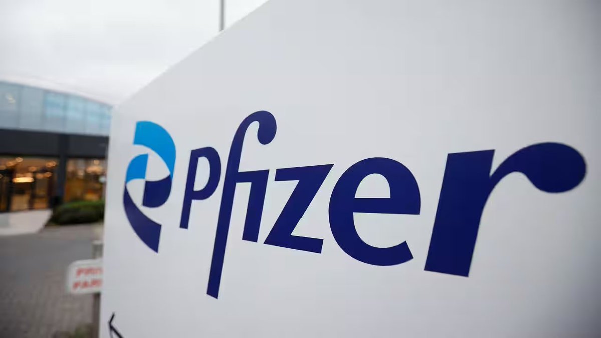 CapitalInsight3's tweet photo. PFIZER INDIA | Q3 RESULTS

✅ Net Profit up 11.1% YoY at ₹141.8 Cr vs ₹127.6 Cr
✅ Revenue up 19.9% YoY at ₹645 Cr vs ₹538 Cr
✅ EBITDA surges 55.8% YoY to ₹228.3 Cr vs ₹146.5 Cr
✅ EBITDA Margin improves to 35.4% vs 27.2% YoY

#PfizerIndia #Q3Results #Earnings #PharmaStocks