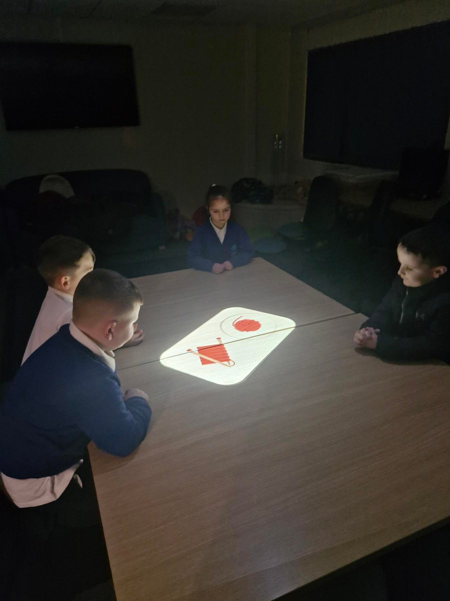 AiredaleInfant's tweet photo. Today Year 1 Graylings enjoyed a visit to the library, they had an amazing time with all the fun activities and reading books they all enjoyed.
#Year1 #LibraryVisit https://t.co/jBaf3YIHC8