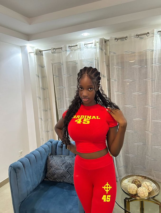 DIJIBUM's tweet photo. Hiii

I'm chioma let's do some follow for follow https://t.co/IOKxcvz9i3