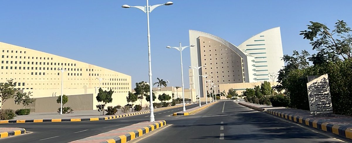 اول محاضره بآخر سمستر🎓✨..