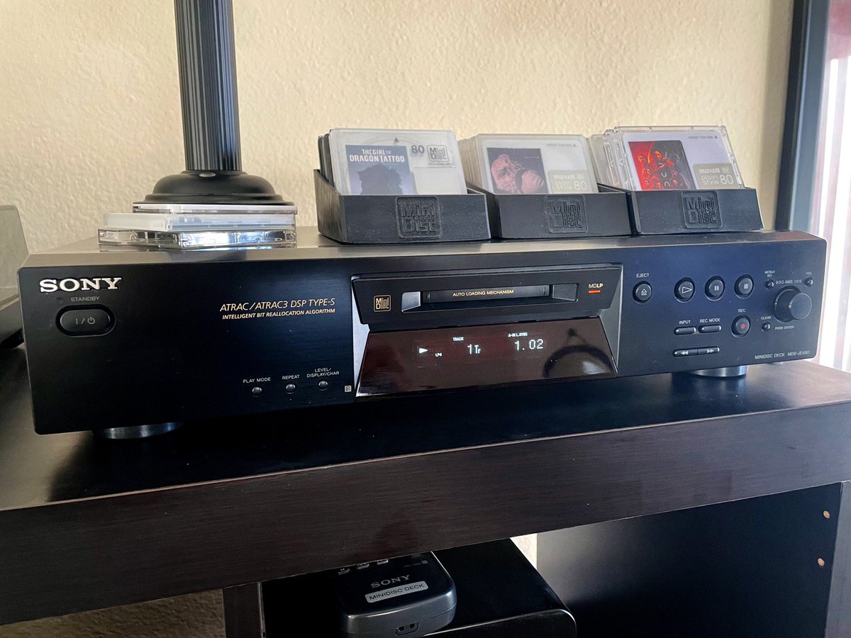 Sony MDS-JE480 miniDisc player/recorder (2002)