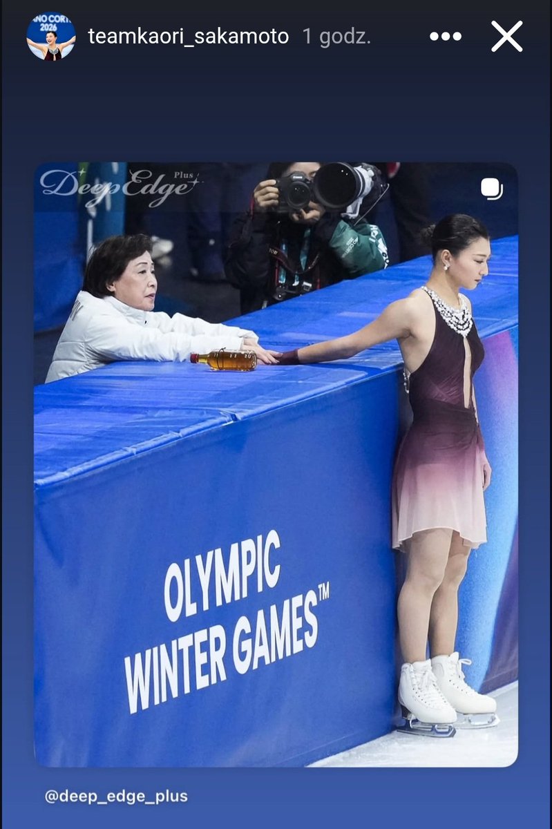Via Team Kaori Sakamoto IG stories

So many beautiful photos seen in the last few days, but this one is deeply moving by its relative simplicity, yet with depth of meaning.

For years, Kaori's Coach always "had her back" at the send-off - this time, they're holding hands.