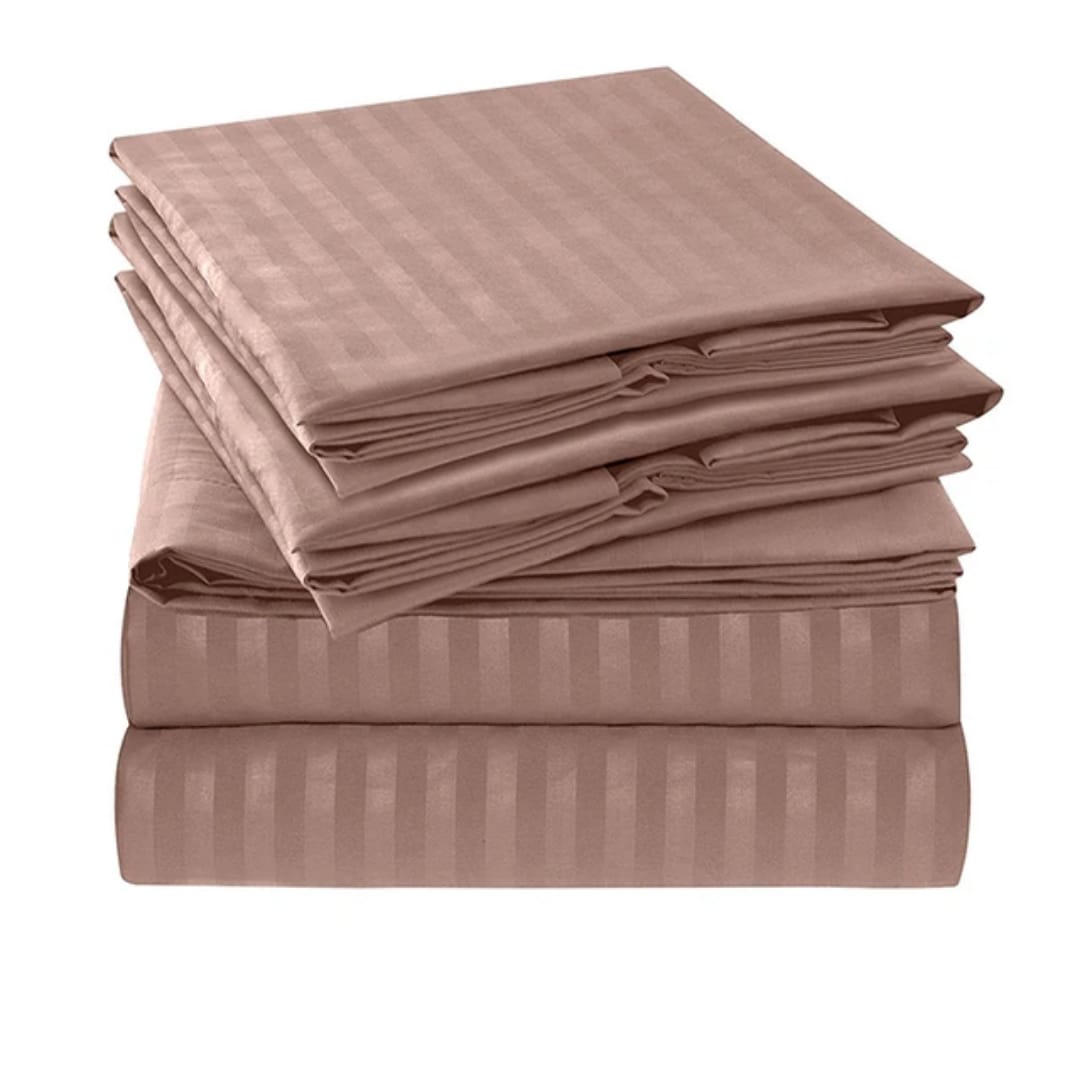 Striped Bedsheet sets
6*6
2 pcs bedsheets
2 pcs pillow cases
@1300kes
0721294361