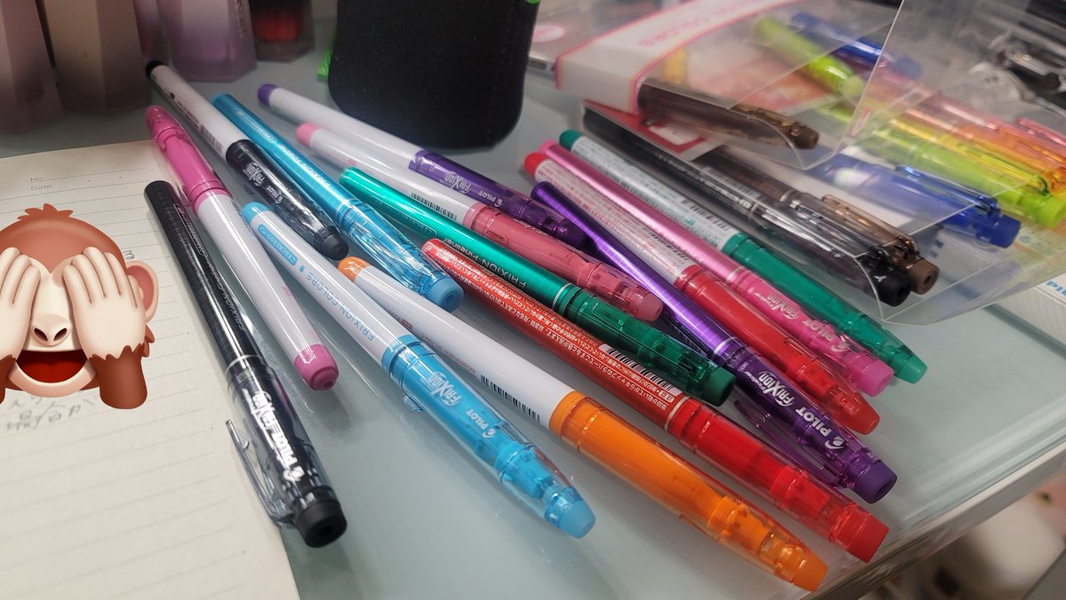 Singer_Caroco's tweet image. 何が2時間やねんwww
どうやったらペン散らからずに勉強できるのーん( ᐙ )？