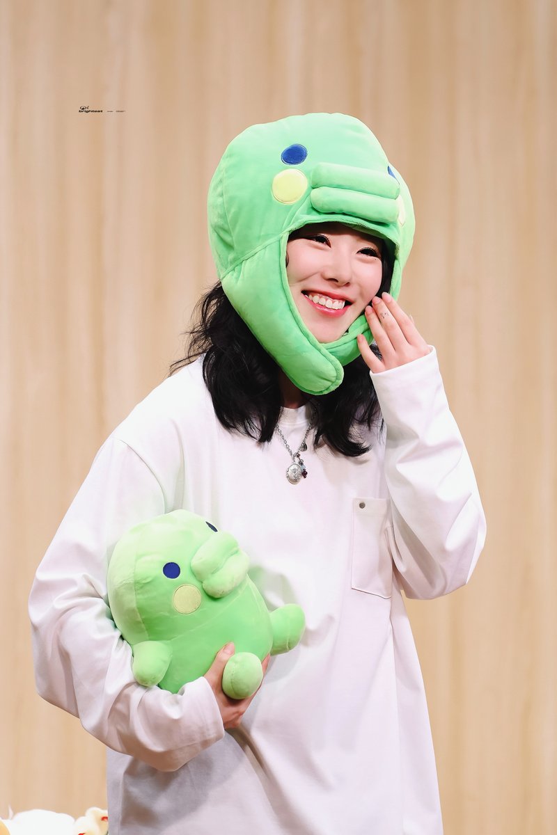 brightest✨ tweet media