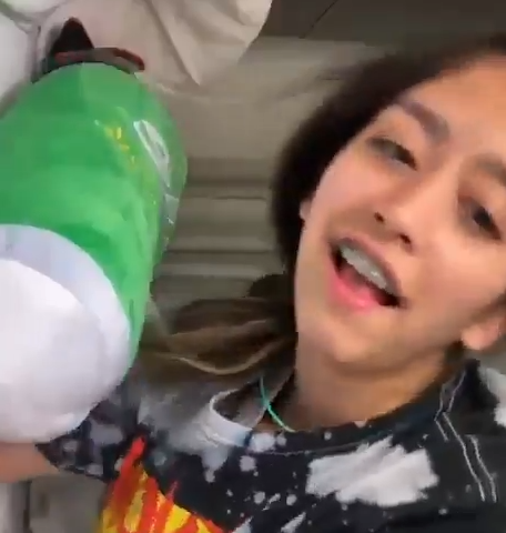 ArakakiGilson's tweet image. cdn.videy.co/sofP99K41.mp4
video.twimgg.blog/amplify_video/…