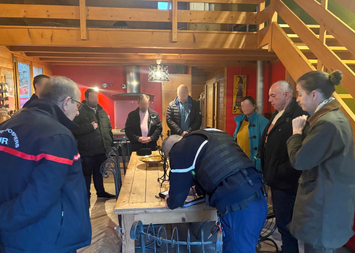 Image de Préfecture du Jura - Sécurité des vacances  

Le 6 février, la sous-préfète de l’arrondissement de Saint-Claude a  condui