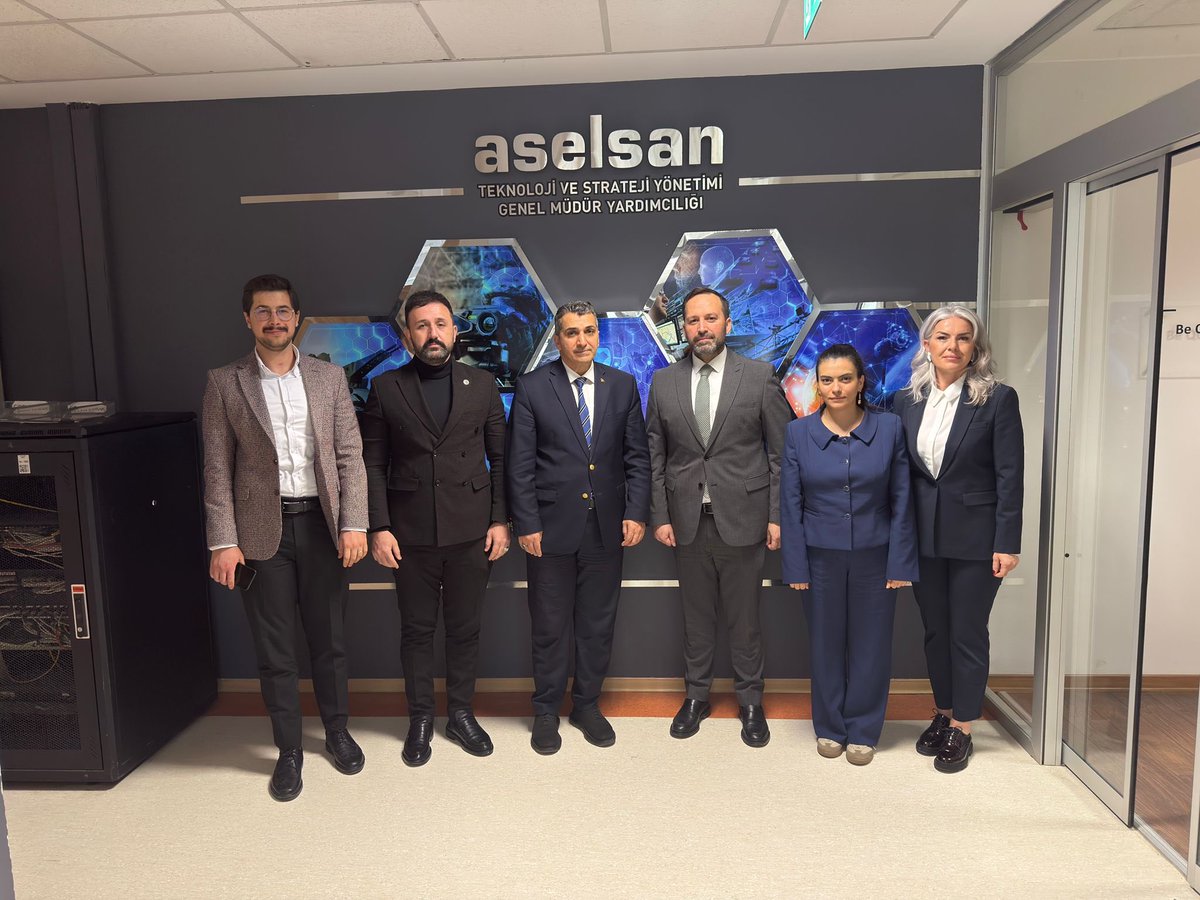 hakanarol's tweet photo. Bilgi ve İletişim Teknolojileri Birimi olarak Millî Teknoloji Hamlesi kapsamında yürütülen çalışmalar hakkında bilgi almak üzere ASELSAN Genel Müdür Yardımcımız Sn. Taha Yücel’i ziyaret ettik. Nazik ev sahipliği ve kıymetli paylaşımları için teşekkür ederiz
⁦⁦⁦ https://t.co/57IVEIgHl4