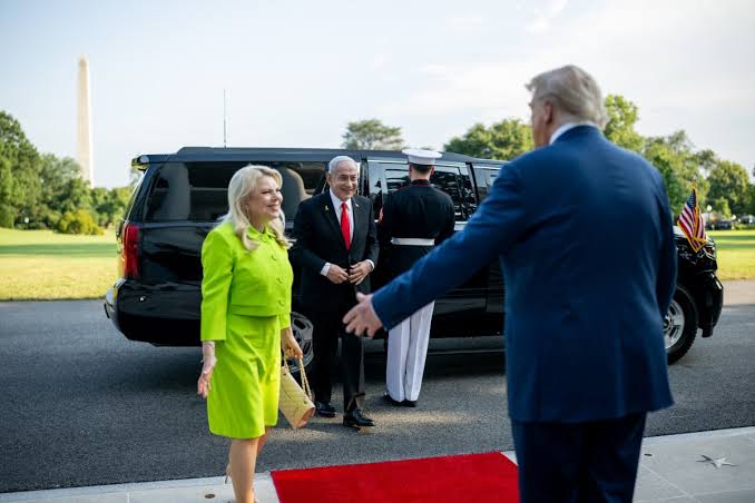 NETANYAHU HEADING TO WASHINGTON

Prime Minister Benjamin Netanyahu is scheduled to depart Israel tomorrow at noon aboard the Wing of Zion and land in Washington, DC around 6 p.m. local time.

He is expected to meet U.S. President Donald Trump at the White House on Wednesday.