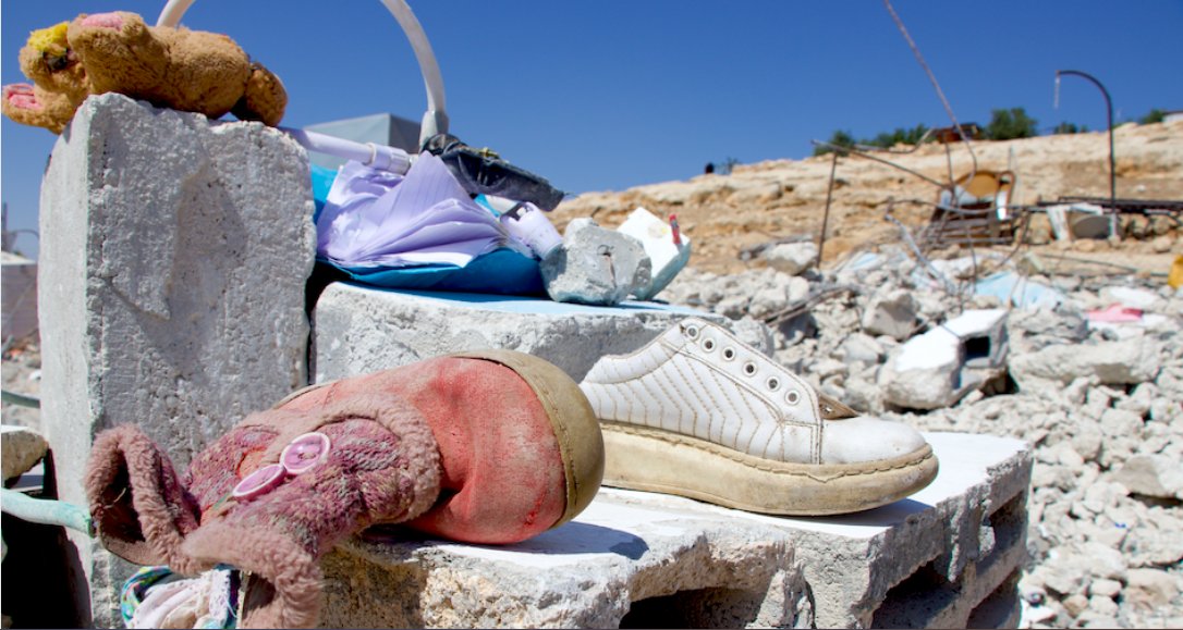 Israele si annette di fatto la Cisgiordania. Le nuove misure approvate dal gabinetto di sicurezza prevedono acquisti diretti di proprietà, interventi edilizi senza consenso palestinese e applicazione più ampia delle leggi israeliane nei territori occupati. pagineesteri.it/2026/02/09/med…