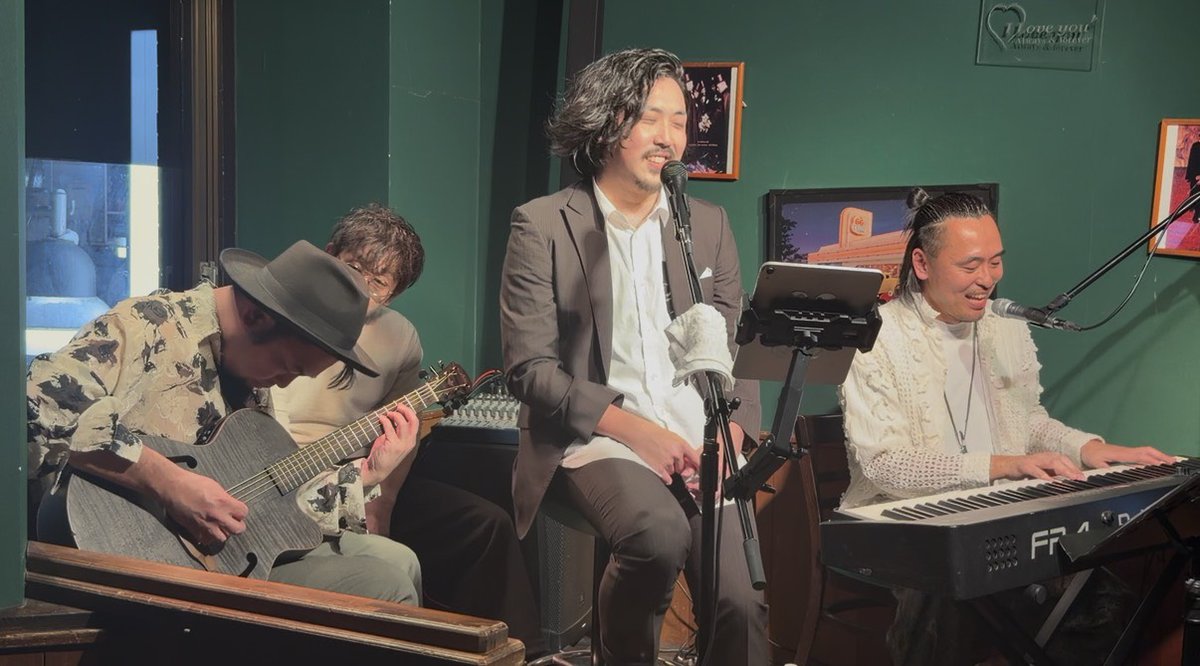 とても楽しい時間を
ありがとうございました🫶✨️

外は極寒、内はとてもあったかい。

胸のうちの熱いもんを受け取った
そんな日でした。

メンツが最強でしたね🤭
また皆元気で楽しみたいですね♪
良い週末でした🍻✨️
#池袋MJ