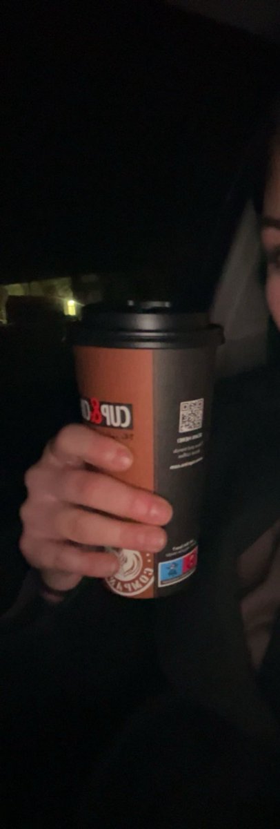 Riesen Kaffee steht noch frei zum übernehmen 🤔 
#geldherrin #Findom #Geldsklave #Zahlsklave