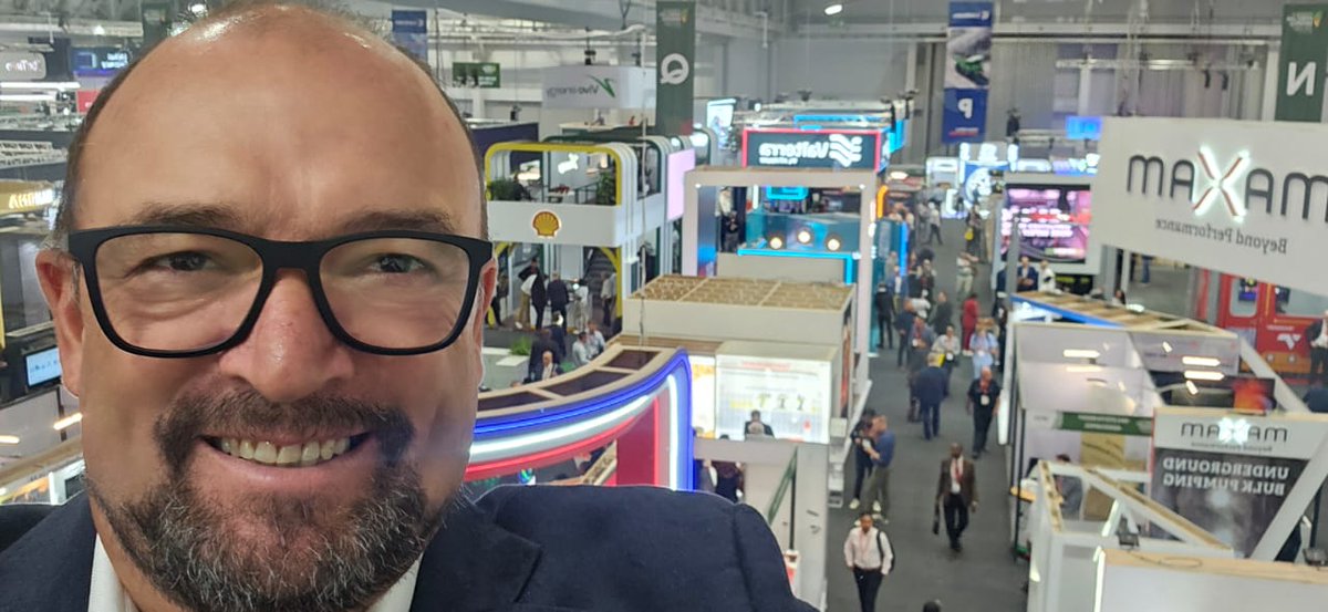 UwinIwinINT's tweet image. At #MiningIndaba, CEO David Sand is connecting with mining leaders on smarter incentives that engage employees, contractors &amp;amp; partners—driving performance and production results. At the event? Let’s talk strategy.

📩 david@uwiniwin.co.za
#EmployeeIncentives #UwinIwin