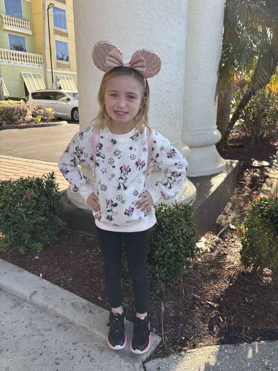 Chris Armstrong tweet media