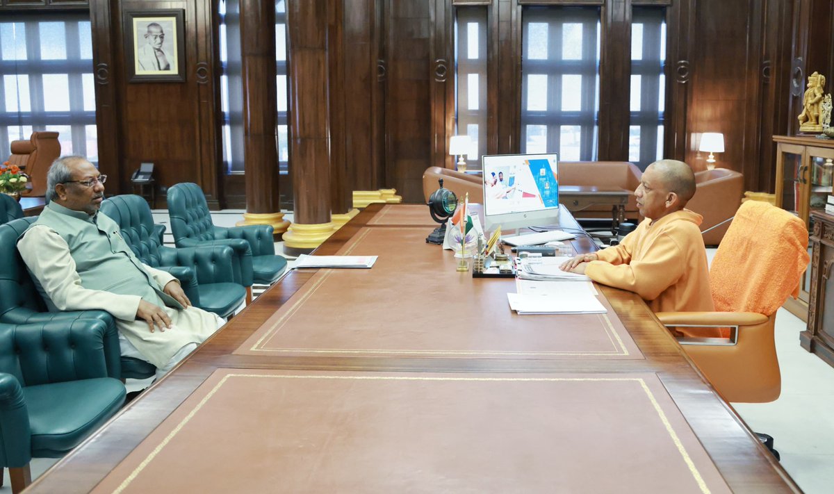 आज लोकभवन मा० योगी आदित्यनाथ जी के कार्यालय में शिष्टाचार भेंट कर। मा० मुख्यमंत्री जी से मझवार/तुरैहा आरक्षण के संबंध में दिए गए ज्ञापन, मा० मुख्यमंत्री जी के आदेशानुसार अपने प्रभार जनपद में थाना एवं तहसील निरीक्षण की आख्या तथा अन्य महत्वपूर्ण मुद्दों पर विस्तृत वार्ता हुई।”