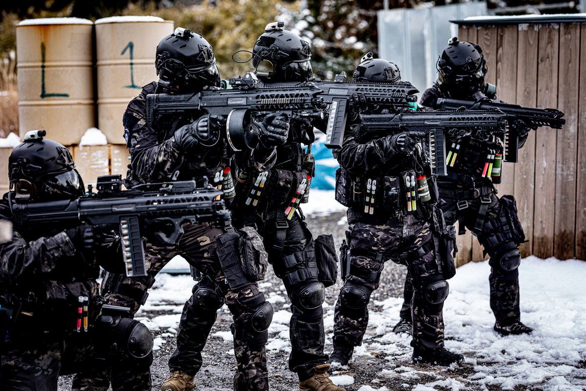 USS RAPTOR6(ラプター6) tweet media