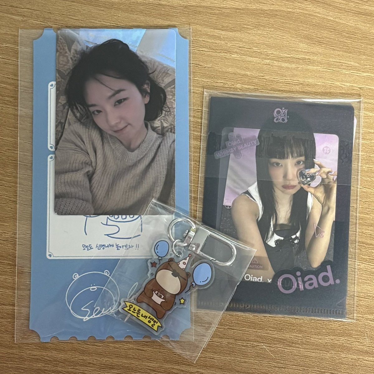 imscn6i's tweet photo. 레드벨벳 슬기 생일파티 생파 입장 기프트 양도

티켓+키링+포카2개 12.0

Dm or 옾카
https://t.co/OhvszgvUi9

포토카드 포카 Redvelvet seulgi photocard birthday party gift wts https://t.co/rGFjnmqGRh