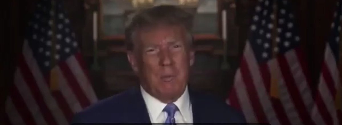 🚨 TRUMP DECLARES WAR ON THE DEEP STATE

Donald Trump has laid out the most aggressive plan ever proposed to dismantle Washington’s permanent power structure — and it targets the system at its roots.

This isn’t rhetoric. It’s a blueprint.

Trump says he will:

• Purge rogue