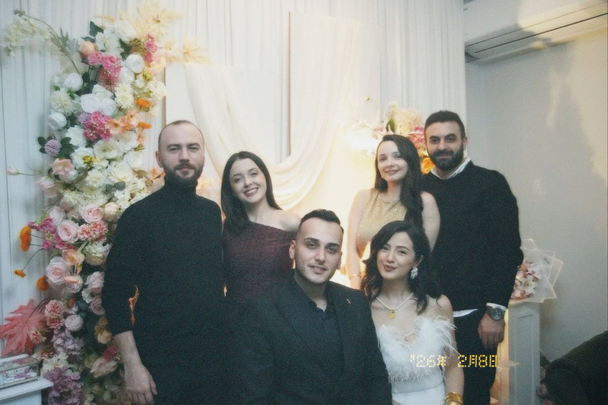 yuceamaterasu's tweet image. Sevgilim
en yakın arkadaşlarım
ve
eniştesularım 

💕💜🦋💕☀️