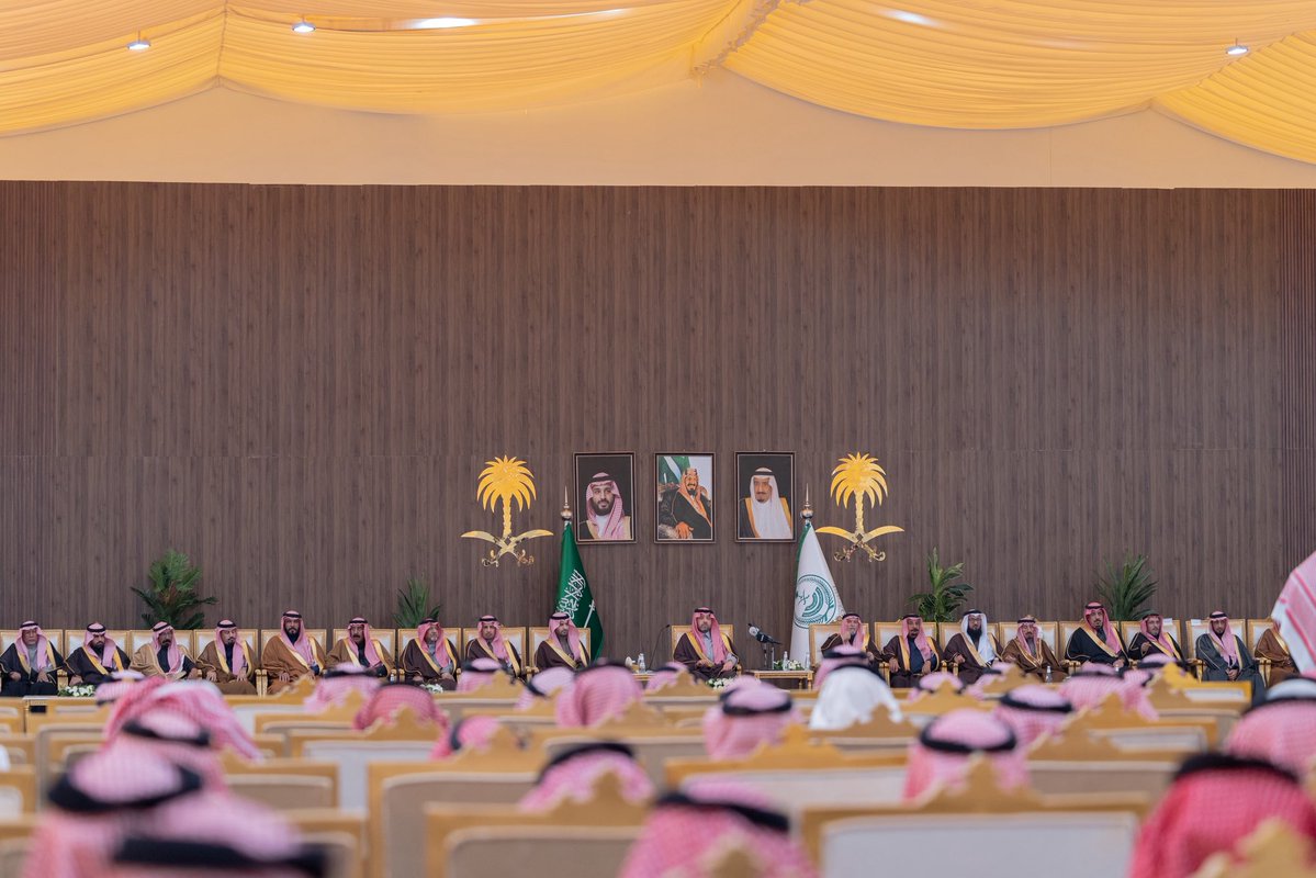 NorthborderSA's tweet image. دشّن مبادرة سموّه لإعادة الزعتر البري في شعيب الزعتري بمحافظة العويقيلة "المرحلة الأولى"