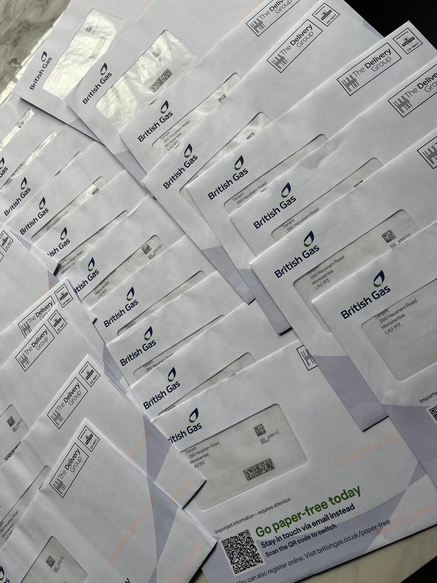 SueSmithDN's tweet photo. Another 25 letters arrived today!! https://t.co/eIMU1l1mkv